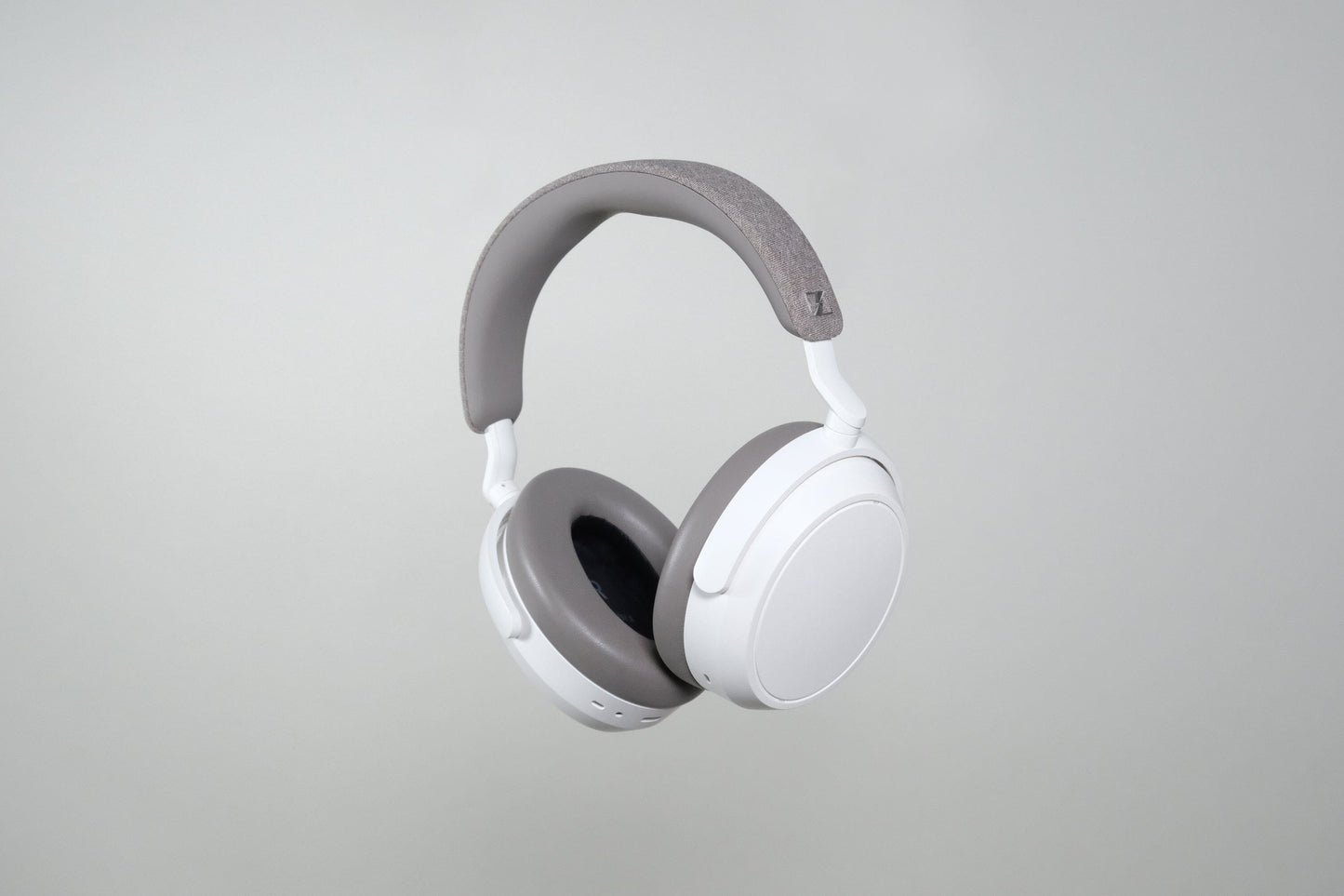 Sennheiser Momentum 4 Headphones Headphones Sennheiser