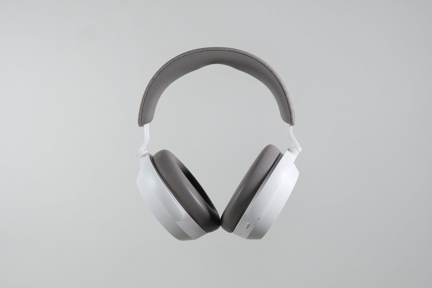Sennheiser Momentum 4 Headphones Headphones Sennheiser